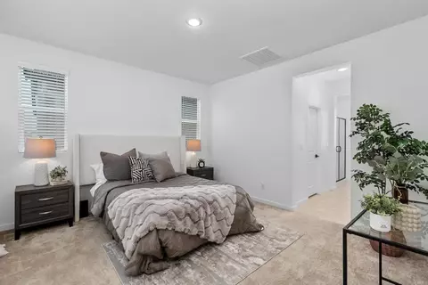 Bedroom - 32789 Tannat Dr, Temecula, CA 92591 photo 3 of 4