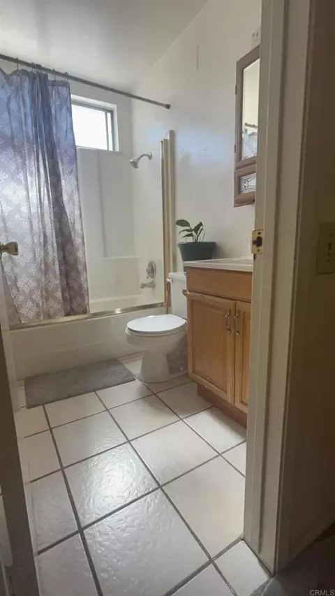 902 N Fig St #C, Escondido, CA 92026 photo 2