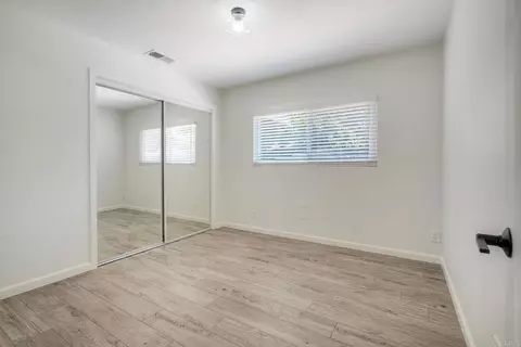 Bedroom - 2449 Primrose Ave, Vista, CA 92083 photo 2 of 5