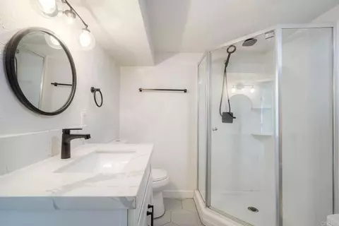 Bath - 2449 Primrose Ave, Vista, CA 92083 photo 3 of 3