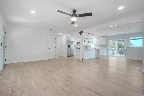 Living - 2449 Primrose Ave, Vista, CA 92083 photo 3 of 4
