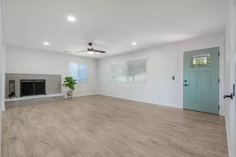 Living - 2449 Primrose Ave, Vista, CA 92083 photo 4 of 4