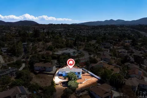 View/Area - 2449 Primrose Ave, Vista, CA 92083 photo 4 of 8