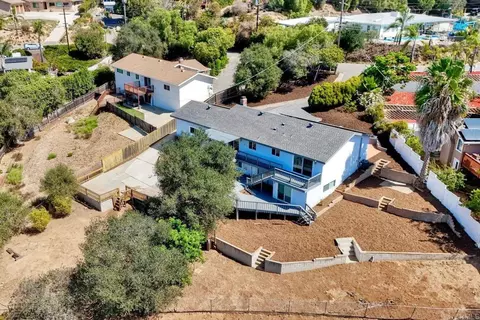 View/Area - 2449 Primrose Ave, Vista, CA 92083 photo 8 of 8