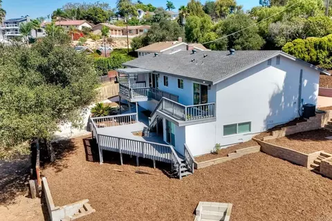 Exterior - 2449 Primrose Ave, Vista, CA 92083 photo 10 of 13