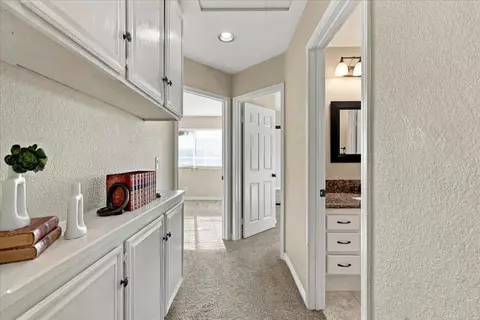 Entry Way - 914 Tempera Ct, Oceanside, CA 92057 photo 4 of 4
