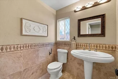 Bath - 914 Tempera Ct, Oceanside, CA 92057 photo 1 of 6