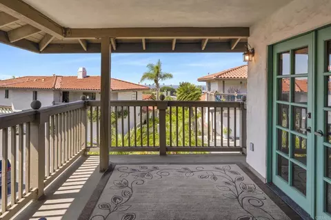 Exterior - 345 Playa Blanca, Encinitas, CA 92024 photo 3 of 7