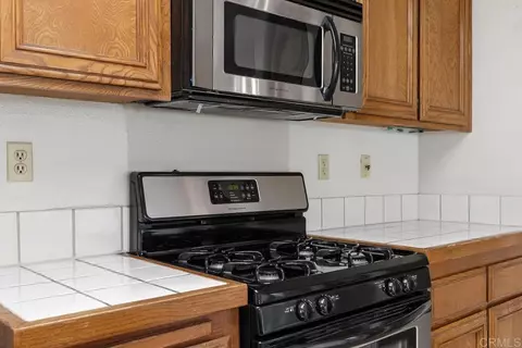Kitchen - 4921 Keos Way, Oceanside, CA 92056 photo 4 of 5