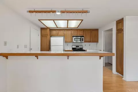 Kitchen - 4921 Keos Way, Oceanside, CA 92056 photo 2 of 5