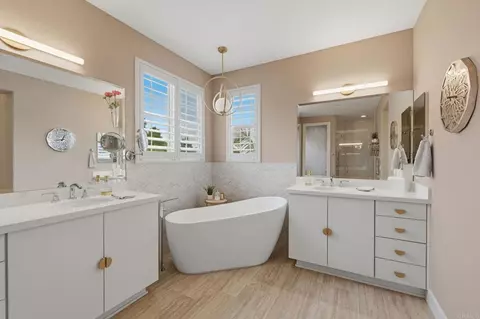 Bath - 3391 Corte Panorama, Carlsbad, CA 92009 photo 5 of 6