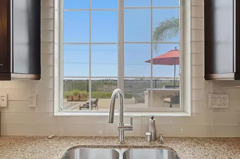 Kitchen - 3391 Corte Panorama, Carlsbad, CA 92009 photo 5 of 8