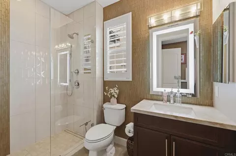 Bath - 3391 Corte Panorama, Carlsbad, CA 92009 photo 2 of 6