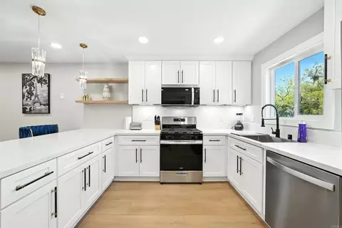 Kitchen - 12311 Witt Rd, Poway, CA 92064 photo 2 of 4