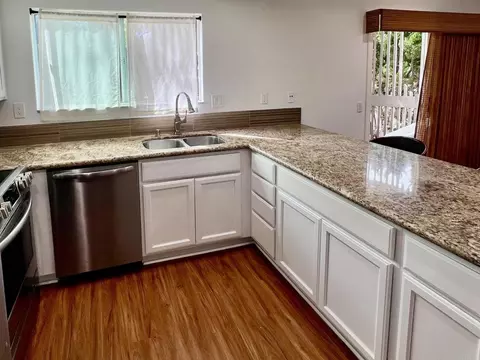 Kitchen - 155 Rosebay Dr #37, Encinitas, CA 92024 photo 2 of 2