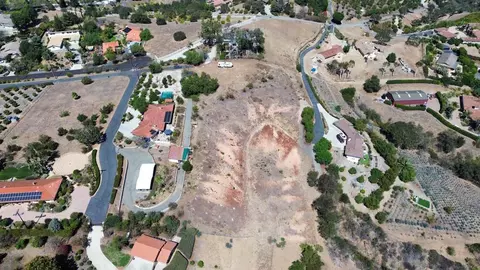 2437 Gracey Ln, Fallbrook, CA 92028 photo 24