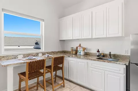 Kitchen - 3448 Bumann Rd, Encinitas, CA 92024 photo 4 of 5