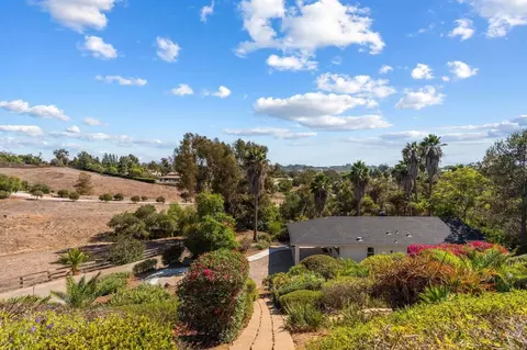 Exterior - 3448 Bumann Rd, Encinitas, CA 92024 photo 3 of 6