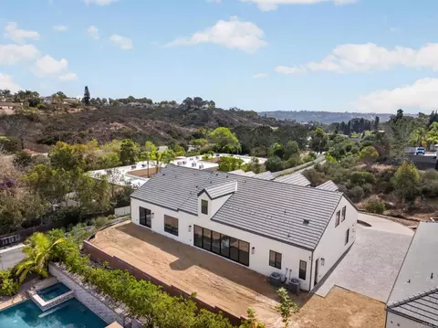 View/Area - 1341 Berryman, Encinitas, CA 92024 photo 3 of 3
