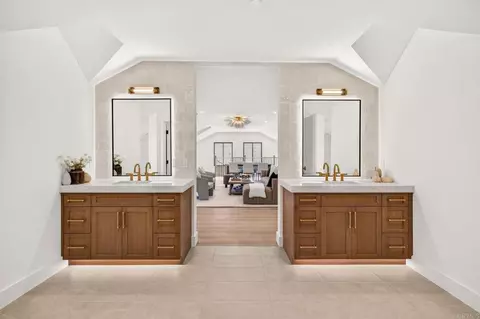 Entry Way - 1341 Berryman, Encinitas, CA 92024 photo 4 of 4
