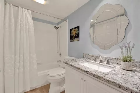 Bath - 3733 Southridge Way, Oceanside, CA 92056 photo 8 of 11