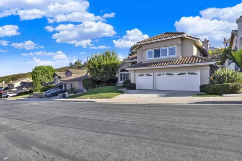 Exterior - 3733 Southridge Way, Oceanside, CA 92056 photo 3 of 13