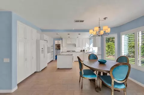 Dining - 3733 Southridge Way, Oceanside, CA 92056 photo 1 of 2