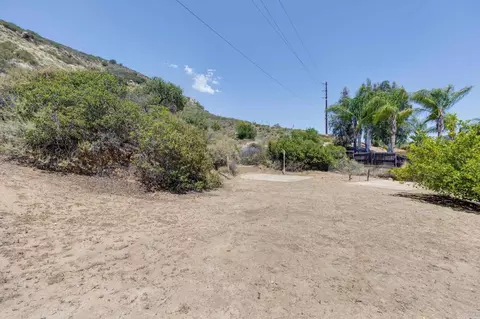 Exterior - 24376 Rutherford Rd, Ramona, CA 92065 photo 8 of 13