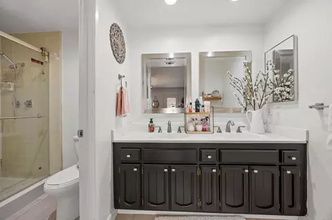 Bath - 24376 Rutherford Rd, Ramona, CA 92065 photo 1 of 3