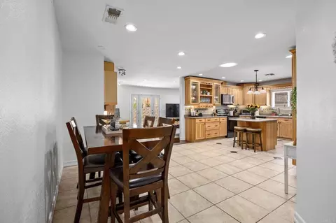 Dining - 24376 Rutherford Rd, Ramona, CA 92065 photo 1 of 2