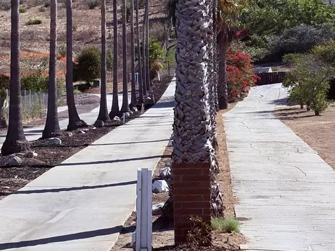 5016 Sleeping Indian Rd, Fallbrook, CA 92028 photo 3