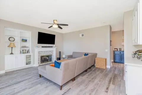 Living - 16666 Granite Dr, Ramona, CA 92065 photo 6 of 7