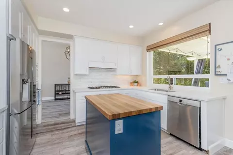 Kitchen - 16666 Granite Dr, Ramona, CA 92065 photo 3 of 4