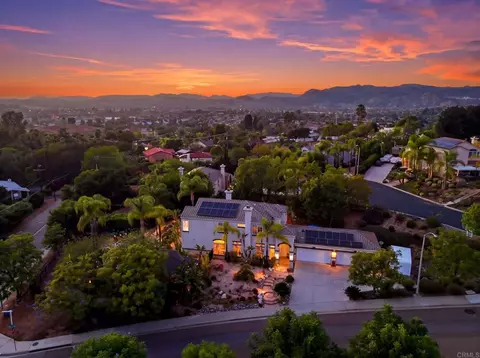View/Area - 2602 Canyon Crest Dr, Escondido, CA 92027 photo 5 of 7
