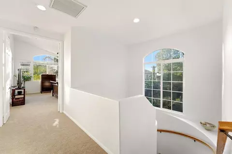Entry Way - 2602 Canyon Crest Dr, Escondido, CA 92027 photo 2 of 3