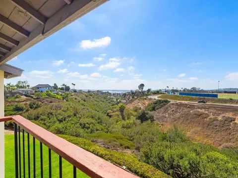 3658 Clairemont Dr #3C, San Diego, CA 92117