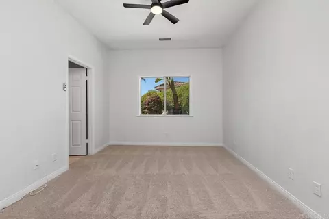 Bedroom - 2286 Crest Hill Ln, Fallbrook, CA 92028 photo 1 of 4