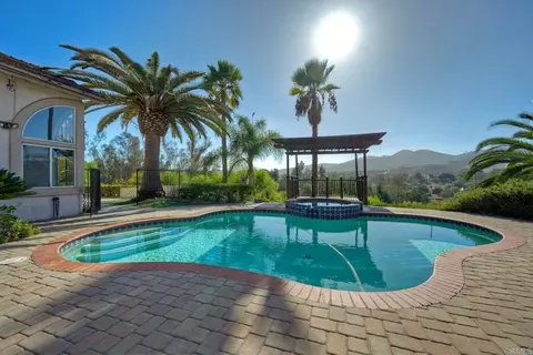 2795 Canyon Oak Pl Pl, Escondido, CA 92029