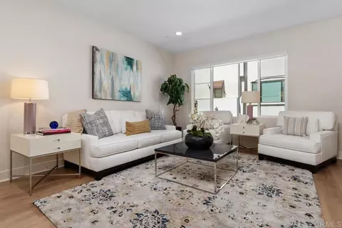 Living - 105 Kimberwick Ct, Burbank, CA 91506 photo 1 of 2
