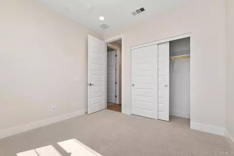 Bedroom - 105 Kimberwick Ct, Burbank, CA 91506 photo 4 of 6