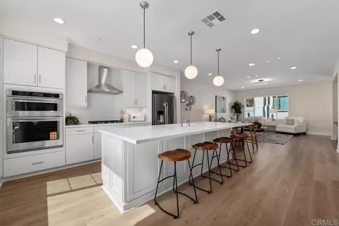 Kitchen - 105 Kimberwick Ct, Burbank, CA 91506 photo 1 of 4