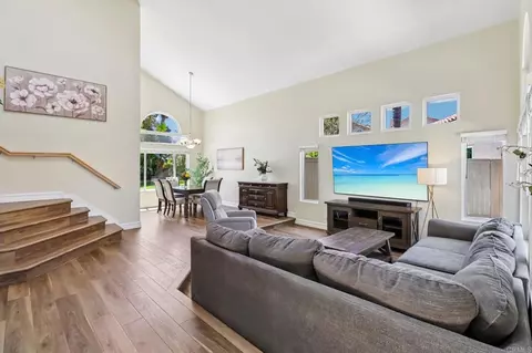 Living - 1789 Pinnacle Ct, Vista, CA 92081 photo 1 of 5