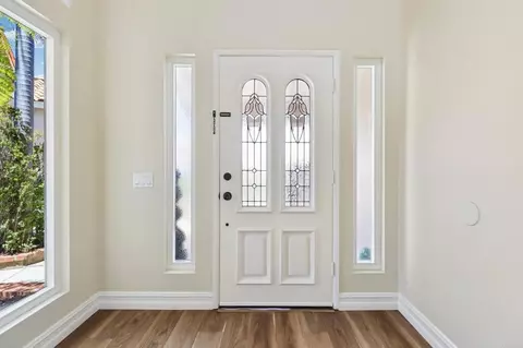 Entry Way - 1789 Pinnacle Ct, Vista, CA 92081 photo 2 of 4