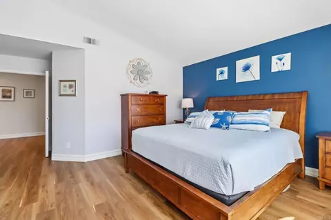 Bedroom - 1789 Pinnacle Ct, Vista, CA 92081 photo 4 of 11