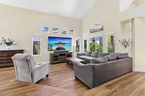 Living - 1789 Pinnacle Ct, Vista, CA 92081 photo 3 of 5