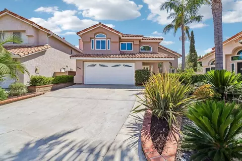 Exterior - 1789 Pinnacle Ct, Vista, CA 92081 photo 3 of 12