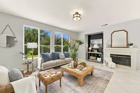 437 Corte Calypso, Chula Vista, CA 91914