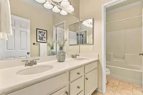 Bath - 626 Compass Ct, Carlsbad, CA 92011 photo 5 of 6
