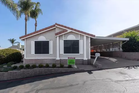 1333 Olive Ave # 20, Vista, CA 92083