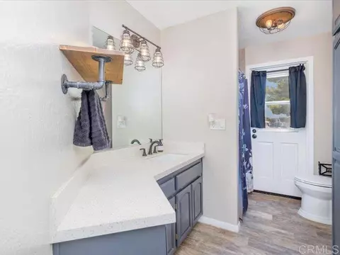 Bath - 21012 N Burma Rd, Ramona, CA 92065 photo 3 of 4